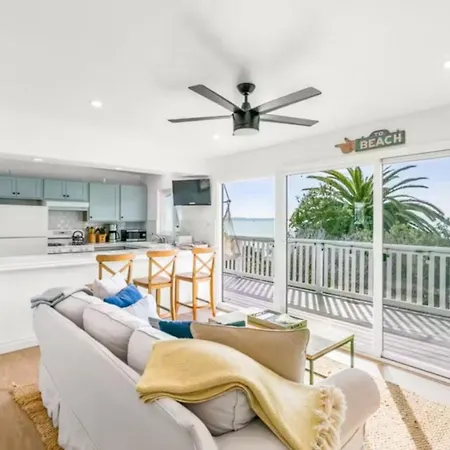 Villa Lillies Oceanview Retreat